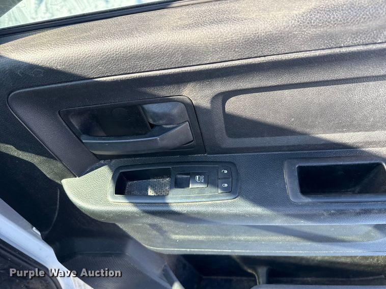 image for item ES5755 2015 Dodge Ram 1500 Crew Cab pickup truck