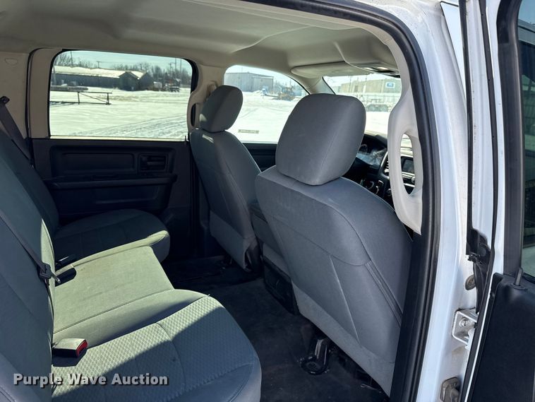 image for item ES5755 2015 Dodge Ram 1500 Crew Cab pickup truck