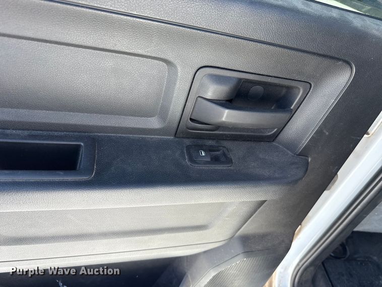 image for item ES5755 2015 Dodge Ram 1500 Crew Cab pickup truck