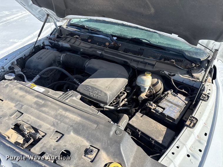 image for item ES5755 2015 Dodge Ram 1500 Crew Cab pickup truck