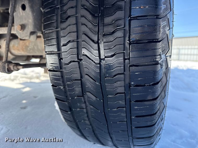 image for item ES5755 2015 Dodge Ram 1500 Crew Cab pickup truck