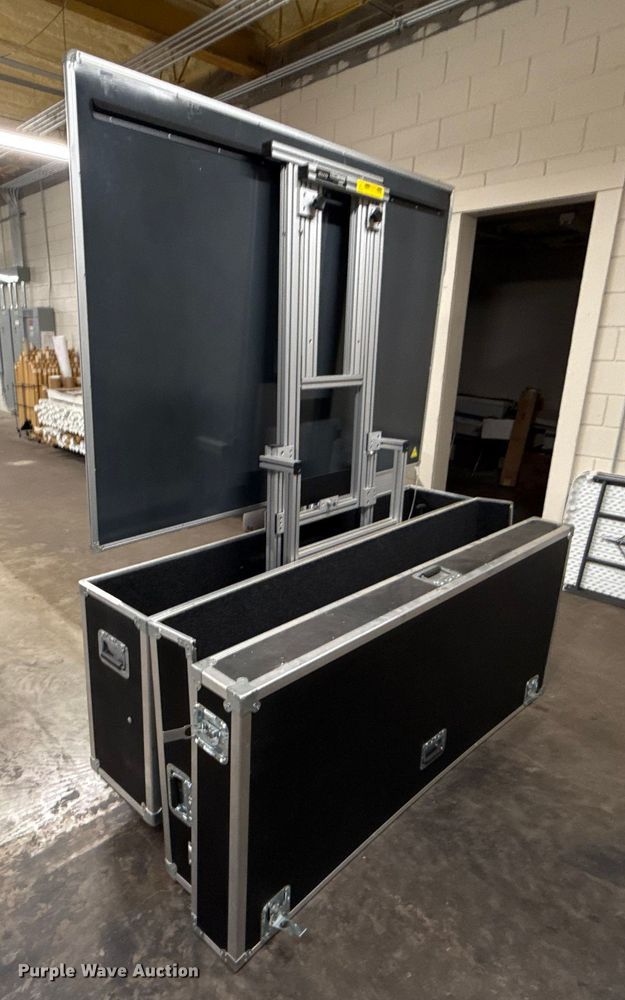 image for item ES5758 3M DMS 800 smart board