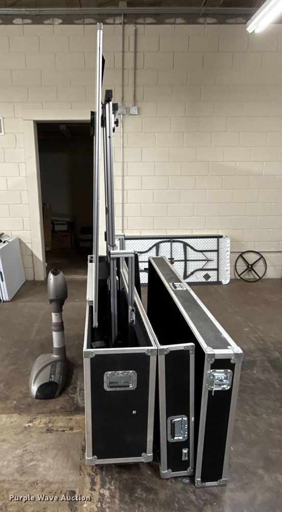 image for item ES5758 3M DMS 800 smart board