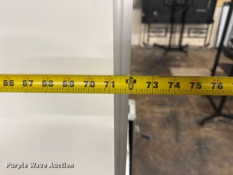 image for item ES5758 3M DMS 800 smart board