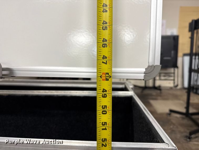 image for item ES5758 3M DMS 800 smart board