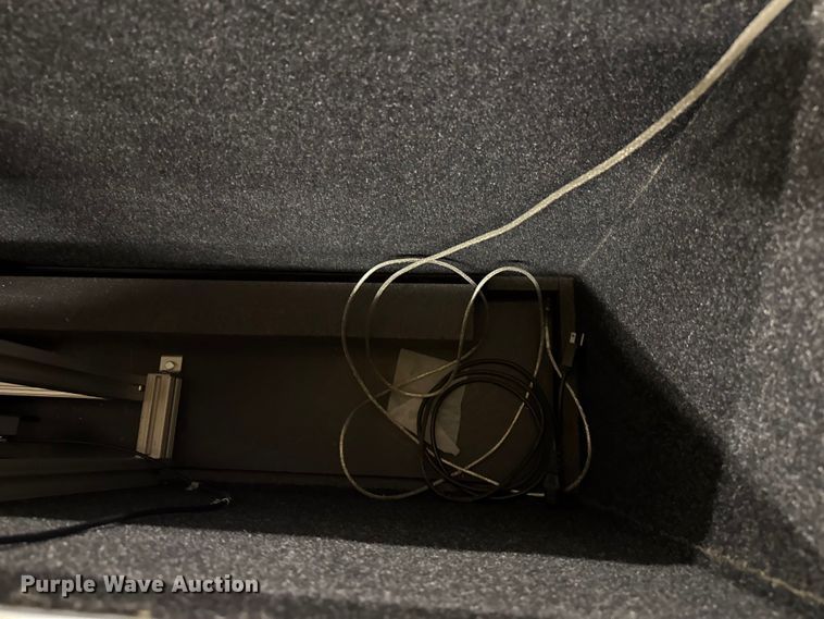 image for item ES5758 3M DMS 800 smart board