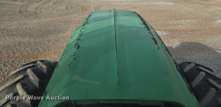 image for item ET1247 2010 John Deere 7130 MFWD tractor