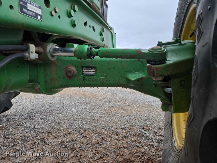 image for item ET1247 2010 John Deere 7130 MFWD tractor