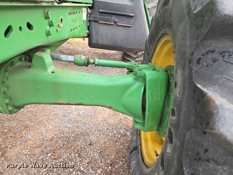 image for item ET1247 2010 John Deere 7130 MFWD tractor