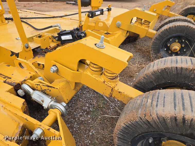 image for item ET1250 Bush-Whacker ST-180 Elite batwing rotary mower