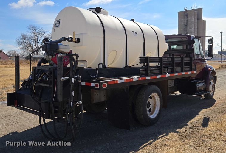 image for item ET1251 2003 International MA015 flatbed truck