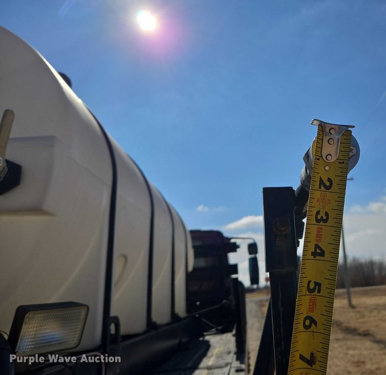 image for item ET1251 2003 International MA015 flatbed truck