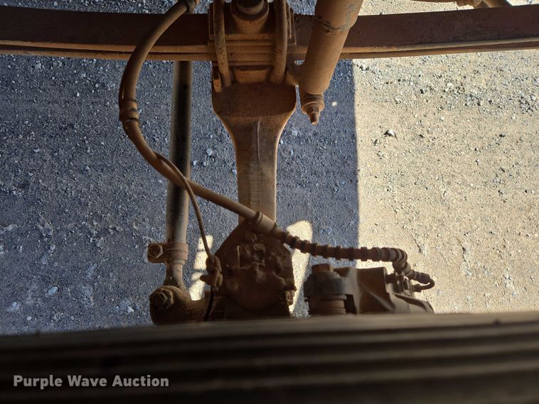 image for item ET1251 2003 International MA015 flatbed truck