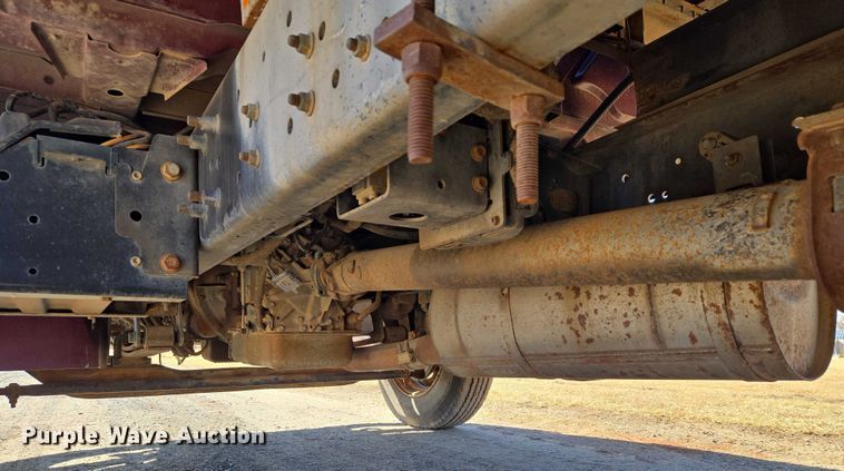 image for item ET1251 2003 International MA015 flatbed truck