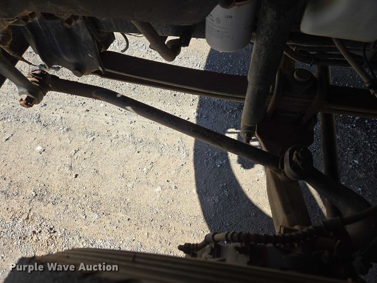 image for item ET1251 2003 International MA015 flatbed truck