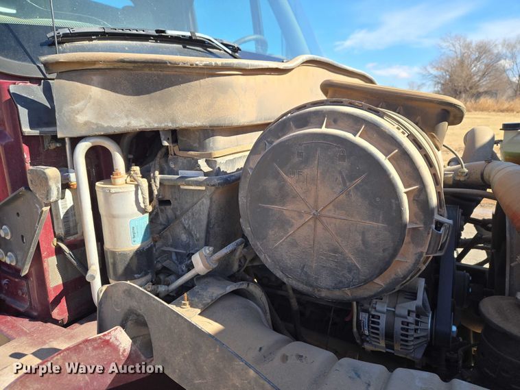 image for item ET1251 2003 International MA015 flatbed truck