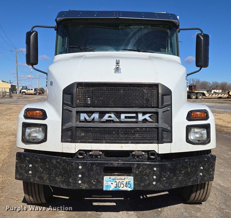 image for item ET1252 2022 Mack MD dump truck