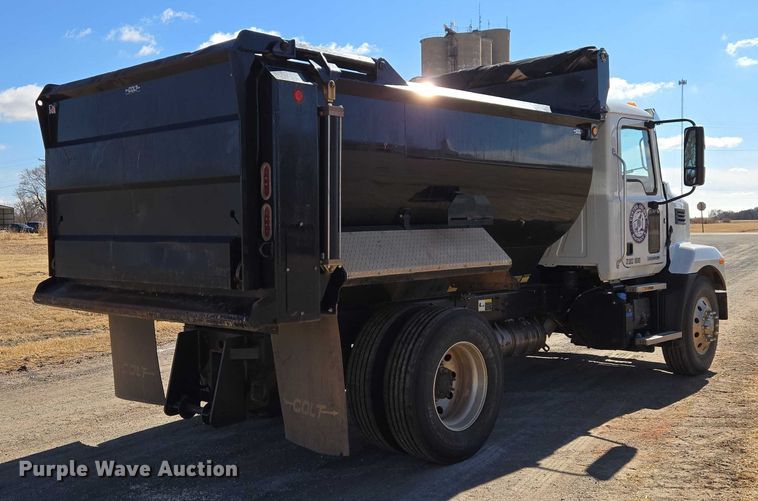 image for item ET1252 2022 Mack MD dump truck