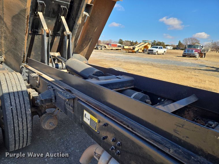 image for item ET1252 2022 Mack MD dump truck