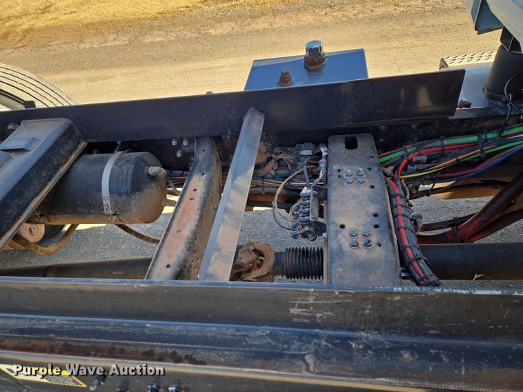 image for item ET1252 2022 Mack MD dump truck