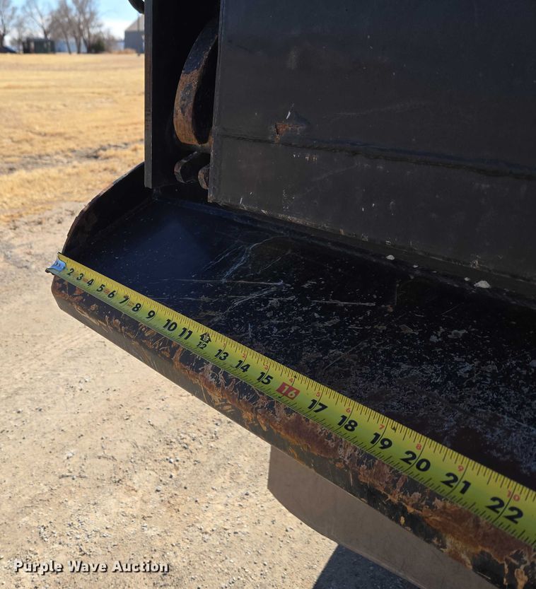 image for item ET1252 2022 Mack MD dump truck