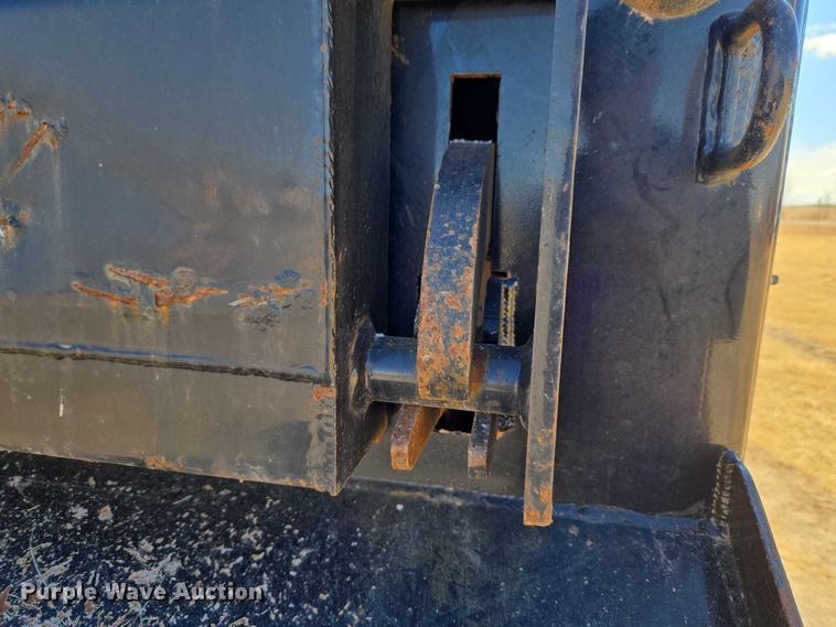 image for item ET1252 2022 Mack MD dump truck