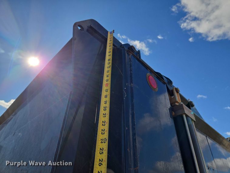 image for item ET1252 2022 Mack MD dump truck