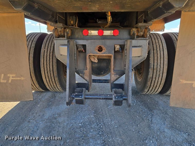 image for item ET1252 2022 Mack MD dump truck