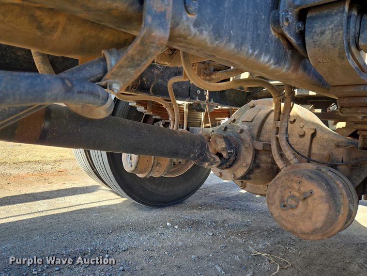 image for item ET1252 2022 Mack MD dump truck