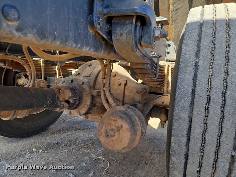 image for item ET1252 2022 Mack MD dump truck