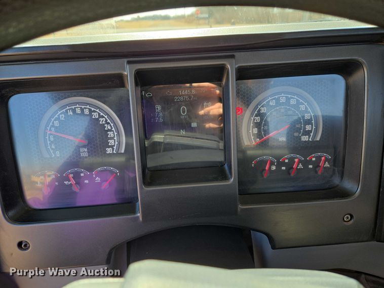 image for item ET1252 2022 Mack MD dump truck