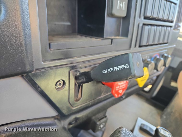 image for item ET1252 2022 Mack MD dump truck