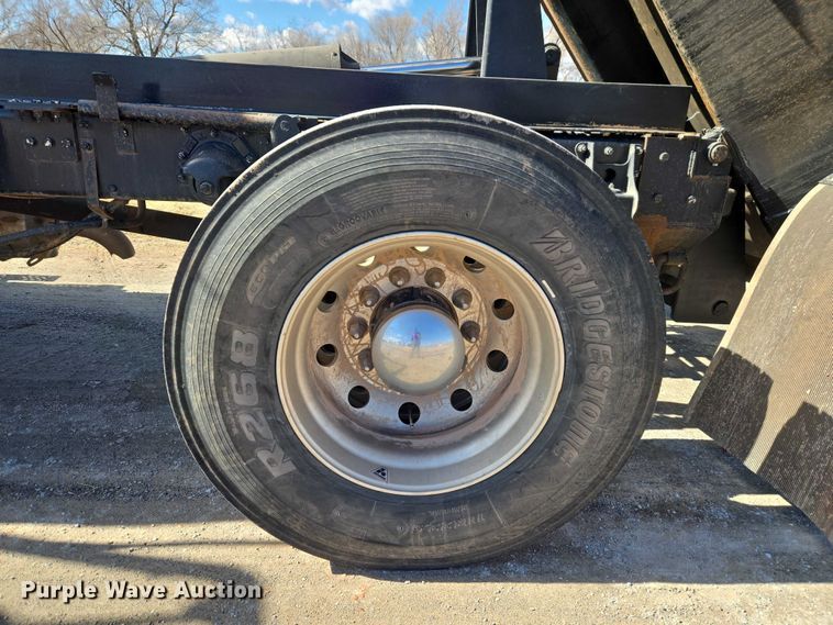 image for item ET1252 2022 Mack MD dump truck