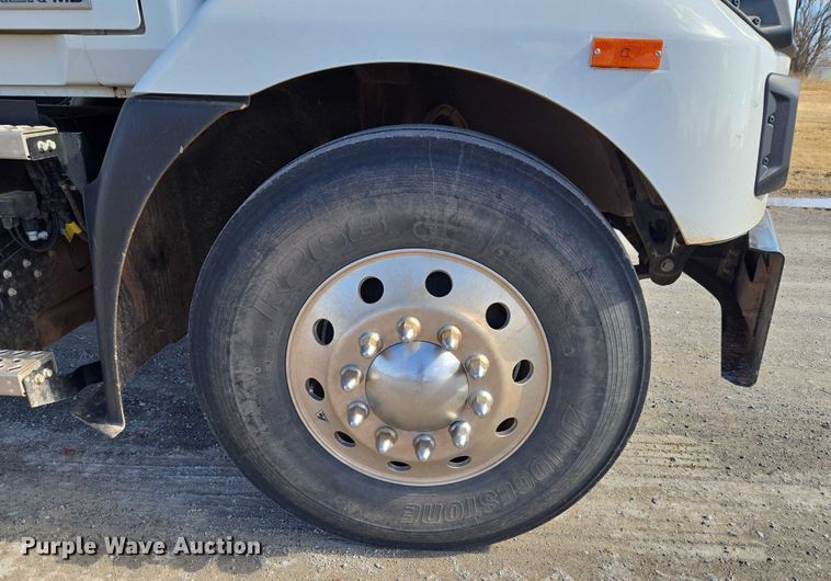 image for item ET1252 2022 Mack MD dump truck