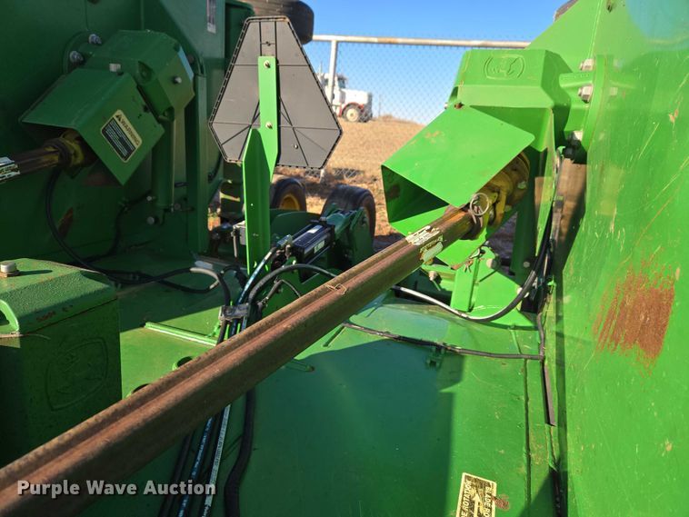 image for item ET1253 2019 John Deere R15 batwing rotary mower