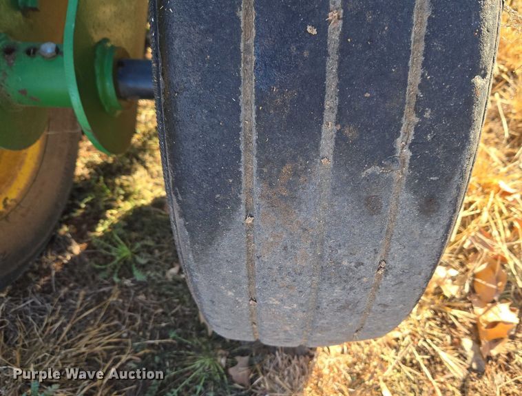 image for item ET1253 2019 John Deere R15 batwing rotary mower