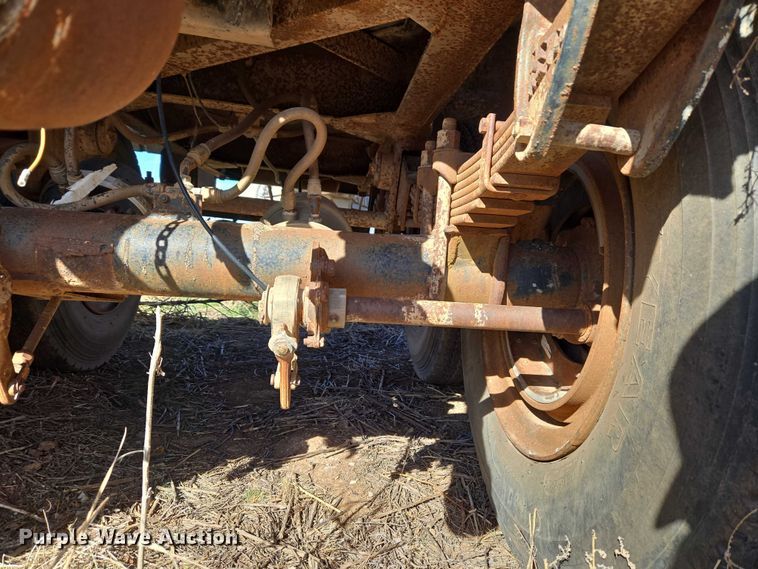image for item ET1258 1966 Butler MFG. CO. Company tank trailer