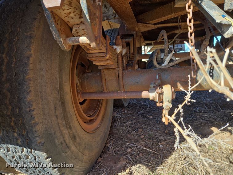 image for item ET1258 1966 Butler MFG. CO. Company tank trailer
