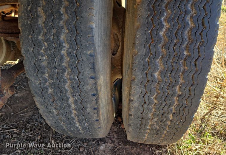 image for item ET1258 1966 Butler MFG. CO. Company tank trailer
