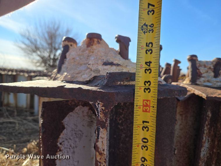 image for item ET1261 Approximately 30 bridge beams