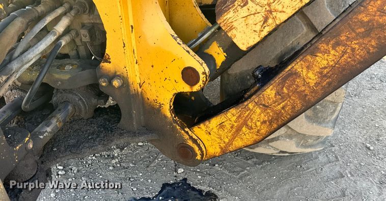 image for item ET4088 1998 John Deere 310SE backhoe