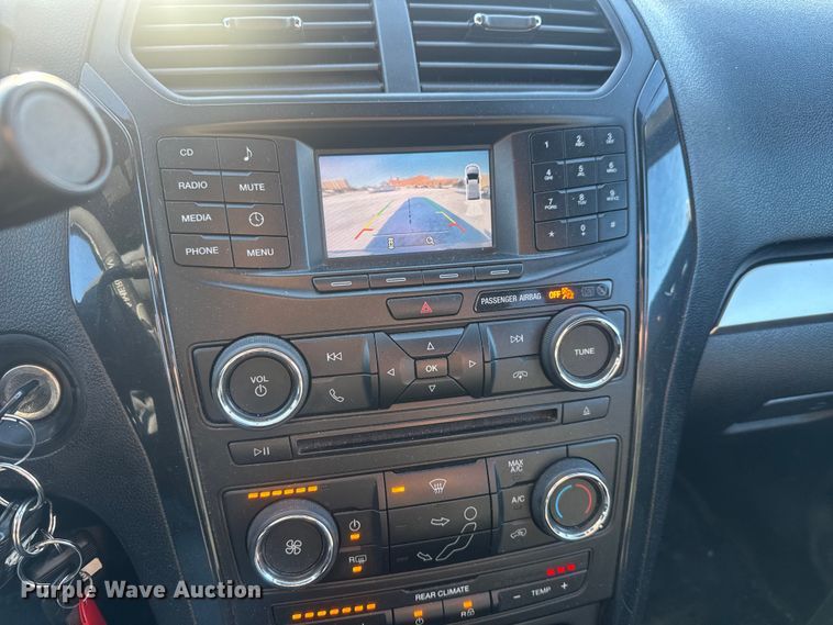 image for item ET4418 2017 Ford Explorer Police Interceptor SUV