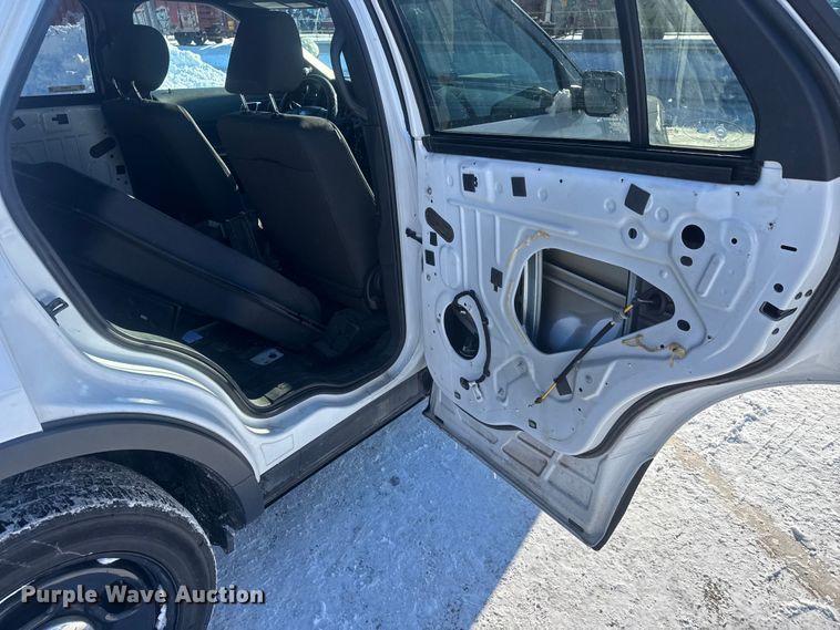 image for item ET4418 2017 Ford Explorer Police Interceptor SUV