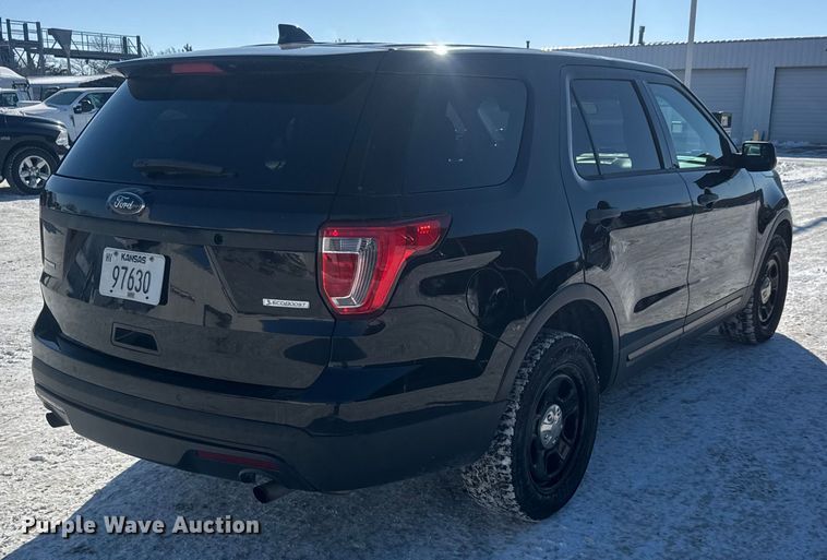 image for item ET4420 2017 Ford Explorer Police Interceptor SUV