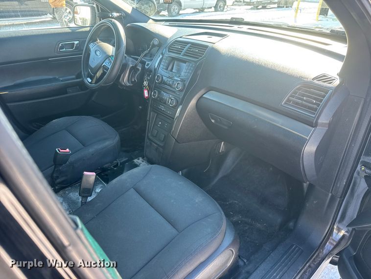 image for item ET4420 2017 Ford Explorer Police Interceptor SUV