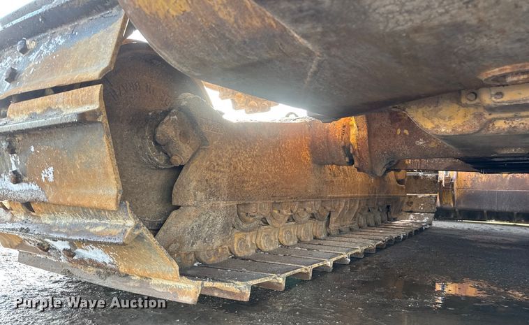 image for item ET4430 1995 Caterpillar D7H LGP dozer