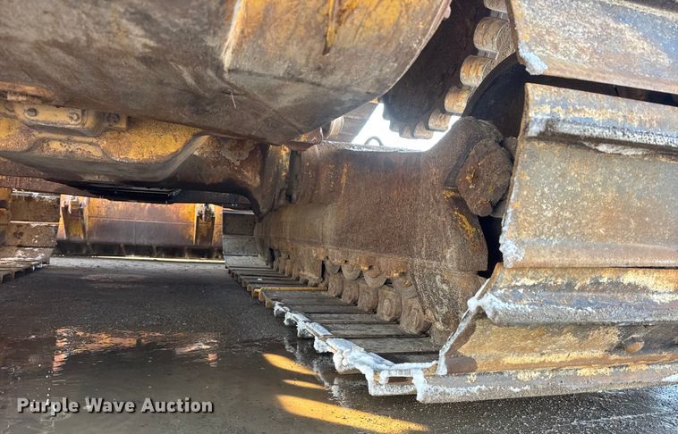 image for item ET4430 1995 Caterpillar D7H LGP dozer