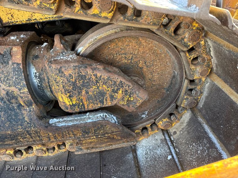 image for item ET4430 1995 Caterpillar D7H LGP dozer