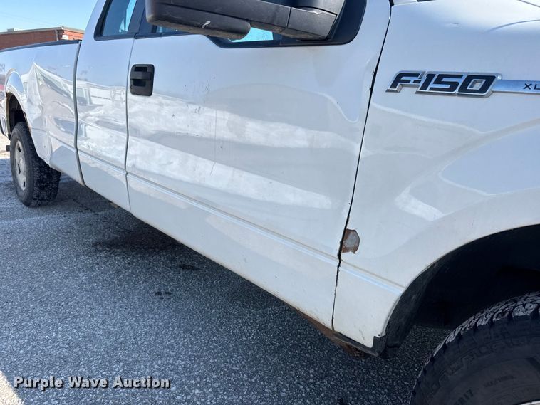 image for item ET4431 2009 Ford F150 XL Ext. Cab pickup truck