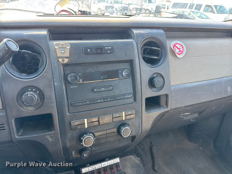 image for item ET4431 2009 Ford F150 XL Ext. Cab pickup truck